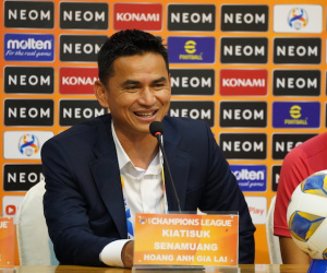 Kiatisuk nói điều bất ngờ khi HAGL thua sát nút đại gia Nhật Bản ở Champions League