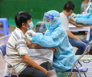 Ngày 17/4: Số ca mắc Covid-19 giảm xuống thấp nhất trong hơn 2 tháng qua