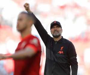 Liverpool bùng nổ hiệp 1, Man City vỡ mộng 'ăn ba'