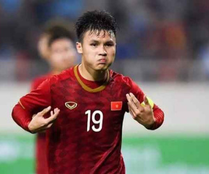 Thông tin bất ngờ về chuyến xuất ngoại sang trời Âu của Quang Hải