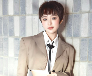 Mới hối lỗi chưa được bao lâu, Hiền Hồ bị 'bóc mẽ' sử dụng chung 1 kịch bản xin lỗi cách đây 5 năm