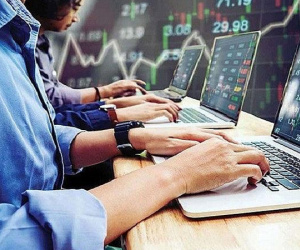Chỉ vài phiên bốc hơi 20 tỷ USD, kinh hoàng trước nỗi lo bão lớn