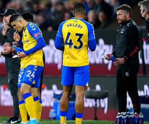Sự kiện hy hữu trong lịch sử Ngoại hạng Anh ở trận Burnley vs Southampton