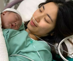Hòa Minzy công khai ảnh sinh nở sau hơn 2 năm giấu kín