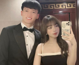 Tiền vệ Hoàng Đức mừng sinh nhật bạn gái, nhìn khung giờ đăng status đủ biết chiều người yêu cỡ nào