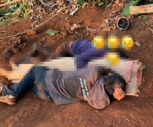Nhói lòng hình ảnh cha mẹ đau đớn ôm thi thể con trai bị chết đuối