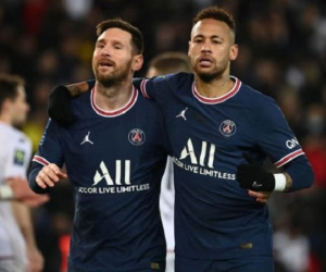 Messi lập siêu phẩm trong ngày PSG lên ngôi vô địch