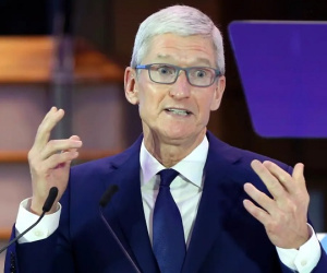 CEO Tim Cook bị chỉ trích ‘đạo đức giả’