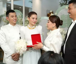 Đại gia mừng cưới Phương Trinh Jolie 10 lượng vàng là ai?