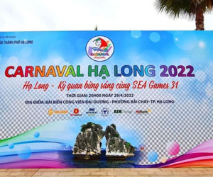 Bất ngờ hàng loạt biển quảng cáo Carnaval Hạ Long 2022 bị thu hồi