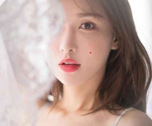 Người sở hữu chỉ 1 trong 3 nốt ruồi này càng về già càng giàu có, hậu vận hưởng phúc lộc cùng con cháu