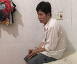 Đi bấm huyệt, bé gái bị người đàn ông mù giao cấu