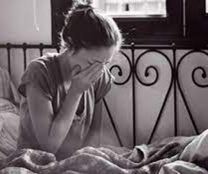 Vừa ly hôn thì phát hiện có bầu 2 tháng, người vợ quyết định tha thứ nhưng dòng tin nhắn trong máy chồng sau 3 ngày tái hôn khiến cô tuyệt vọng