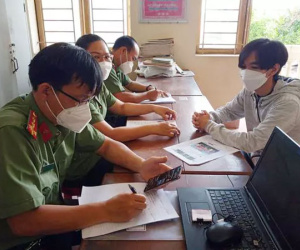 Công an làm việc với thanh niên rao bán rạp hát trên Facebook giá 55 tỷ