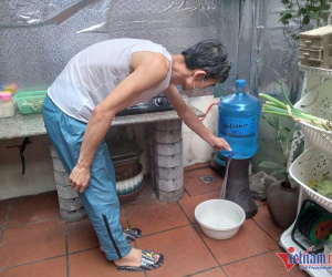 Khu biệt thự nhà giàu ở Hà Nội khốn khổ vì mất nước sinh hoạt
