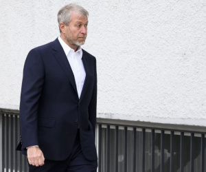 Abramovich yêu cầu các nhà thầu trả thêm tiền để sở hữu Chelsea