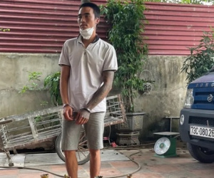 Bắt têm trộm chuyên 'báng bổ' gia tiên nhà dân