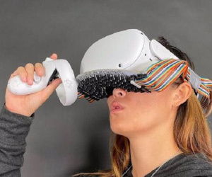 Công nghệ VR giúp các cặp tình nhân ‘hôn môi xa’