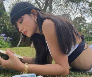 Hội hot girl đi đu đưa dịp nghỉ lễ, người khoe dáng mlem mlem, người tụ họp gia đình