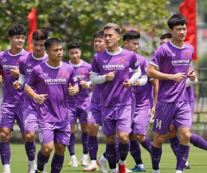 U23 Việt Nam tập giữa trưa, thầy Park luyện gân cốt