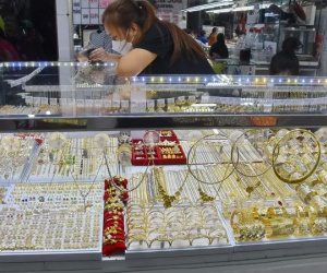 Giá vàng hôm nay 4-5: Tăng trở lại do lạm phát nóng lên