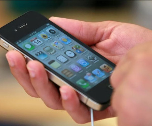 Apple bồi thường 20 triệu USD cho người dùng iPhone 4S