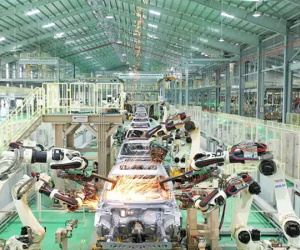Bộ Tài chính đề xuất gia hạn 20.000 tỉ đồng tiền thuế cho ôtô sản xuất trong nước