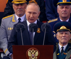 Tổng thống Putin phát biểu cứng rắn trong Ngày Chiến thắng