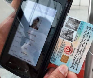 Bộ Công an thí điểm rút tiền bằng căn cước công dân gắn chip chỉ trong vài giây