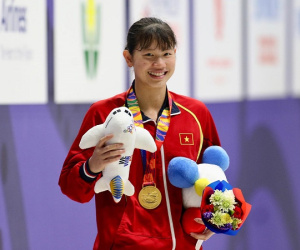 Ngã ngửa với lý do Ánh Viên rút lui không rước đuốc SEA Games