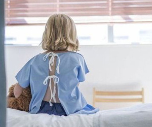 Sợ viêm gan bí ẩn, cha mẹ tự ý xét nghiệm men gan cho con, bác sĩ cảnh báo hệ lụy nguy hiểm