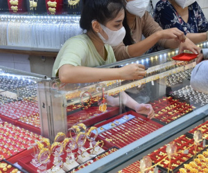 Giá vàng hôm nay 11-5: Giảm tiếp dù lạm phát tăng cao