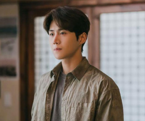 7 tháng sau khi được minh oan vụ ép bạn gái cũ phá thai, Kim Seon Ho vẫn không ngừng xin lỗi khiến fan xót xa