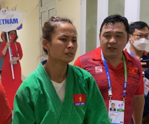 Vừa giành HCV SEA Games, Tô Thị Trang nhận tin bố qua đời