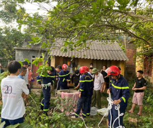Cứu sống người đàn ông nghi mắc kẹt nhiều ngày dưới giếng