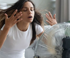 Sai lầm nguy hiểm khi bật quạt mùa hè có thể khiến bạn liệt mặt, thậm chí sốc nhiệt, tử vong