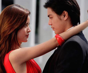 Cả tin, sếp bà cay đắng mất chồng vào tay 'cô em kết nghĩa'