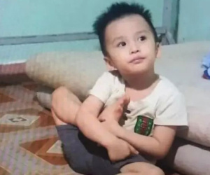 Phát hiện thi thể trôi sông, nghi của bé trai 4 tuổi mất tích