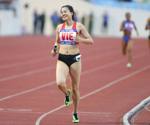 Nguyễn Thị Huyền chạm mốc 10 HCV SEA Games, cùng con gái ăn mừng
