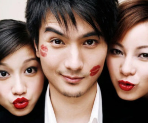 Cái kết bất ngờ cho trò chơi tình ái 'bắt cá hai tay' của chồng