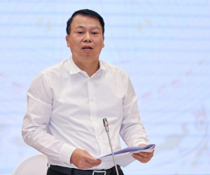 Ai ngồi 'ghế nóng' thay Chủ tịch Uỷ ban Chứng khoán vừa bị cách chức?