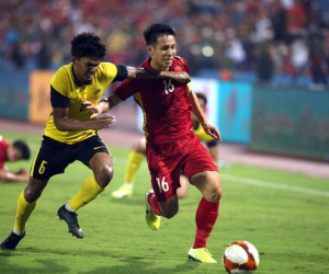 Đỗ Hùng Dũng bị kiểm tra doping sau trận thắng U23 Malaysia