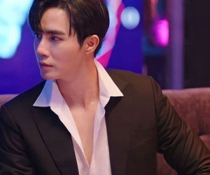 Vợ đi làm tối muộn chưa về, tôi kiểm tra định vị thì choáng váng phát hiện ra vị trí cô ấy đang ở