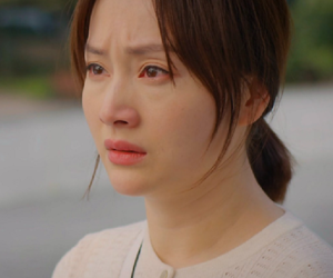 Thương ngày nắng về: Lộ clip Khánh bị miệt thị 'chồng bỏ còn làm cao', ngửa mặt lên kêu trời 'có mắt như mù' khiến dân mạng rơi nước mắt