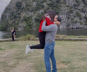 Mở trang cá nhân sau ồn ào, 'vua cá Koi' Thắng Ngô khoe ngay ảnh ngọt ngào bên vợ ca sĩ kèm lời lẽ 'ngôn tình'
