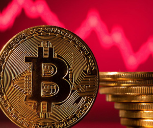 Giá đồng Bitcoin lao dốc 'đỏ lửa'
