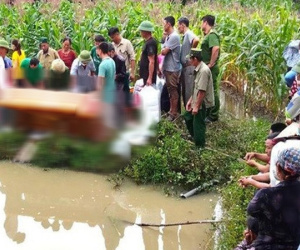 2 anh em ruột chết đuối dưới ao trước nhà