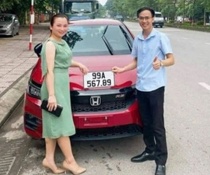 Vừa mua ô tô mới, người phụ nữ bấm trúng biển đẹp 567.89