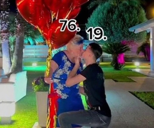 Cặp đôi 'bà cháu' gây sốc cư dân mạng, màn cầu hôn gây xôn xao bàn tán