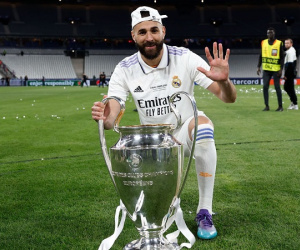 Messi còn ủng hộ, nên trao luôn Quả Bóng Vàng 2022 cho Benzema